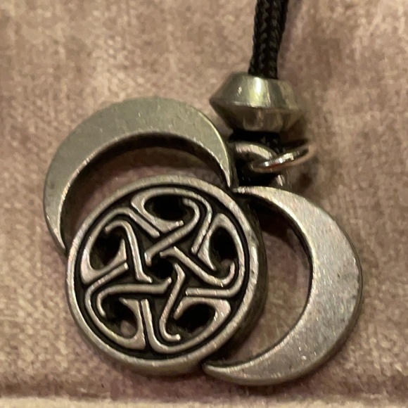 Celtic Symbol Corded Necklace - Picture 3 of 4